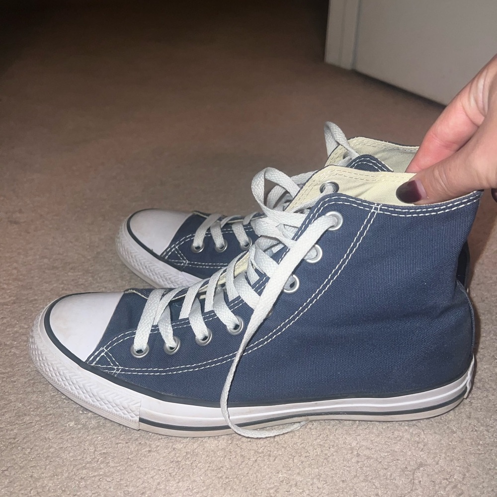 Navy converse